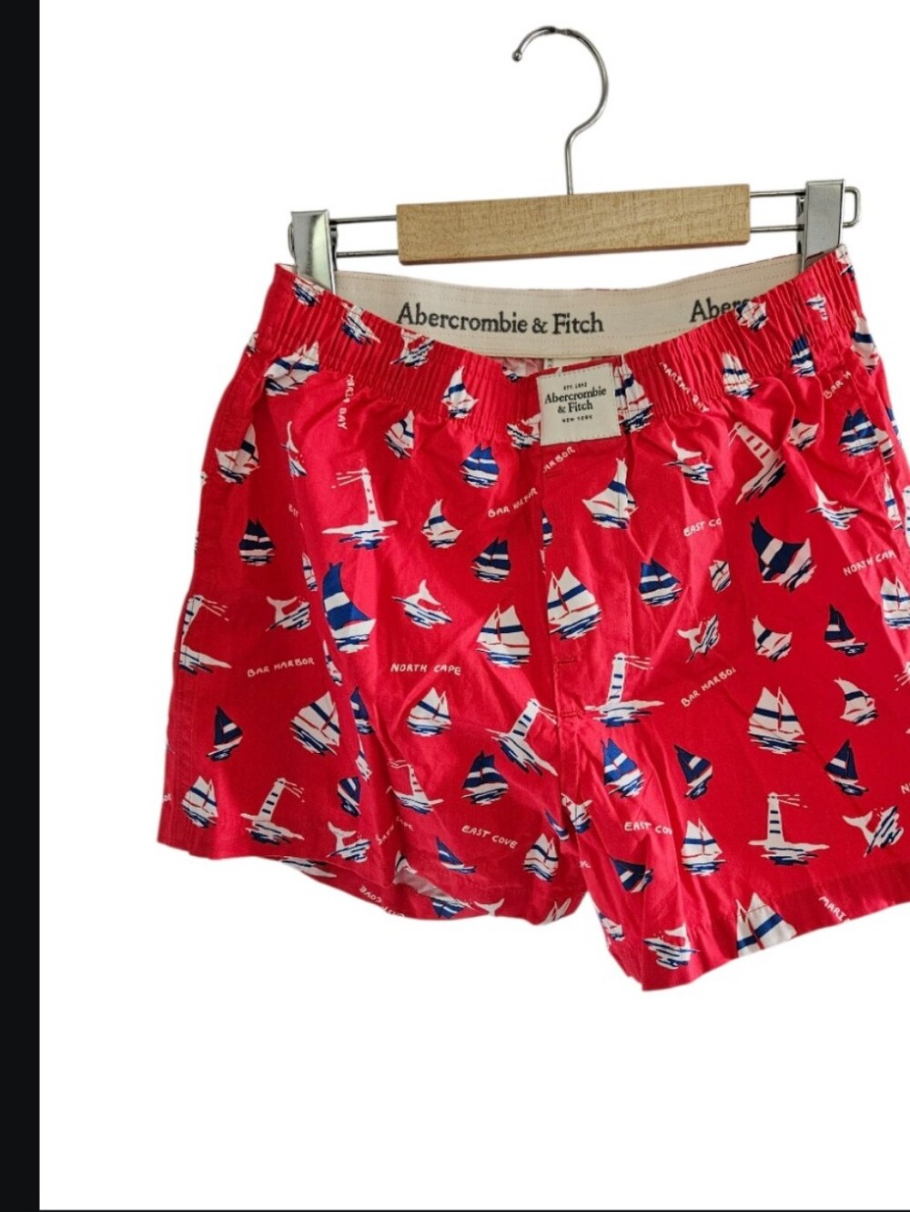Abercrombie & Fitch Red Sailboat Print Boxer Shorts Small Nwt